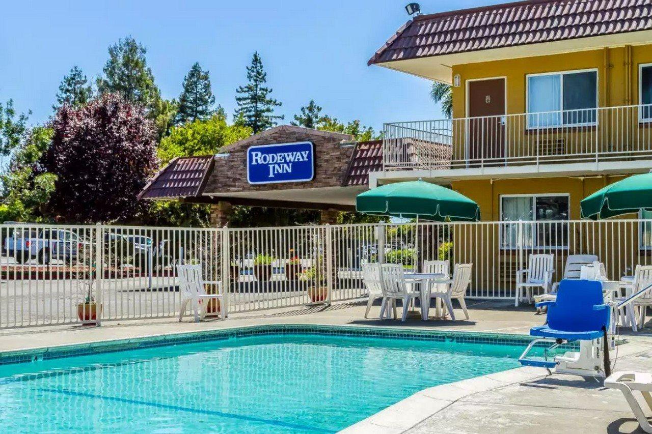 Rodeway Inn Wine Country Rohnert Park Buitenkant foto