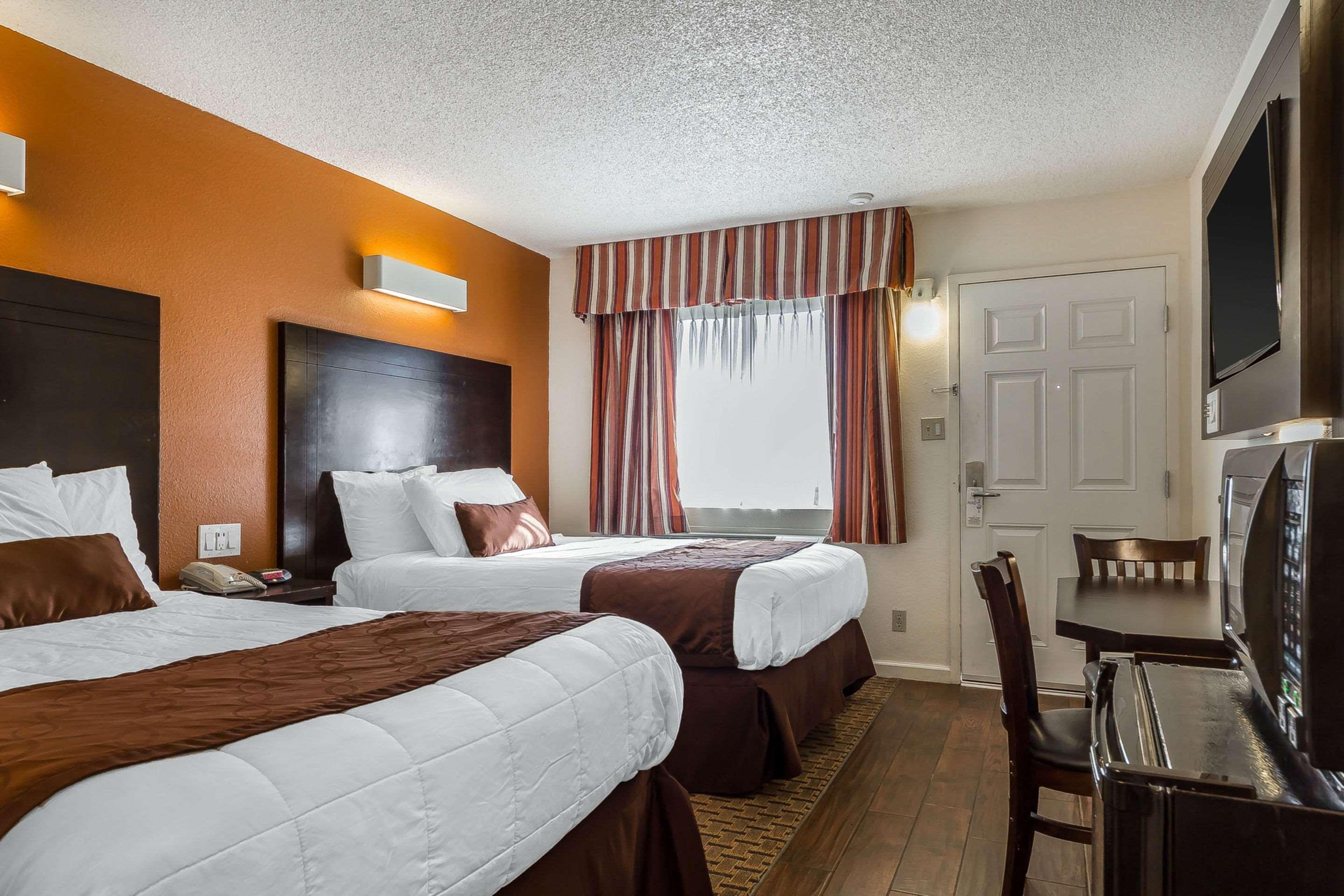 Rodeway Inn Wine Country Rohnert Park Buitenkant foto