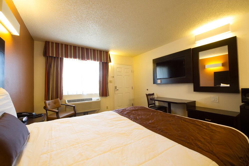 Rodeway Inn Wine Country Rohnert Park Buitenkant foto