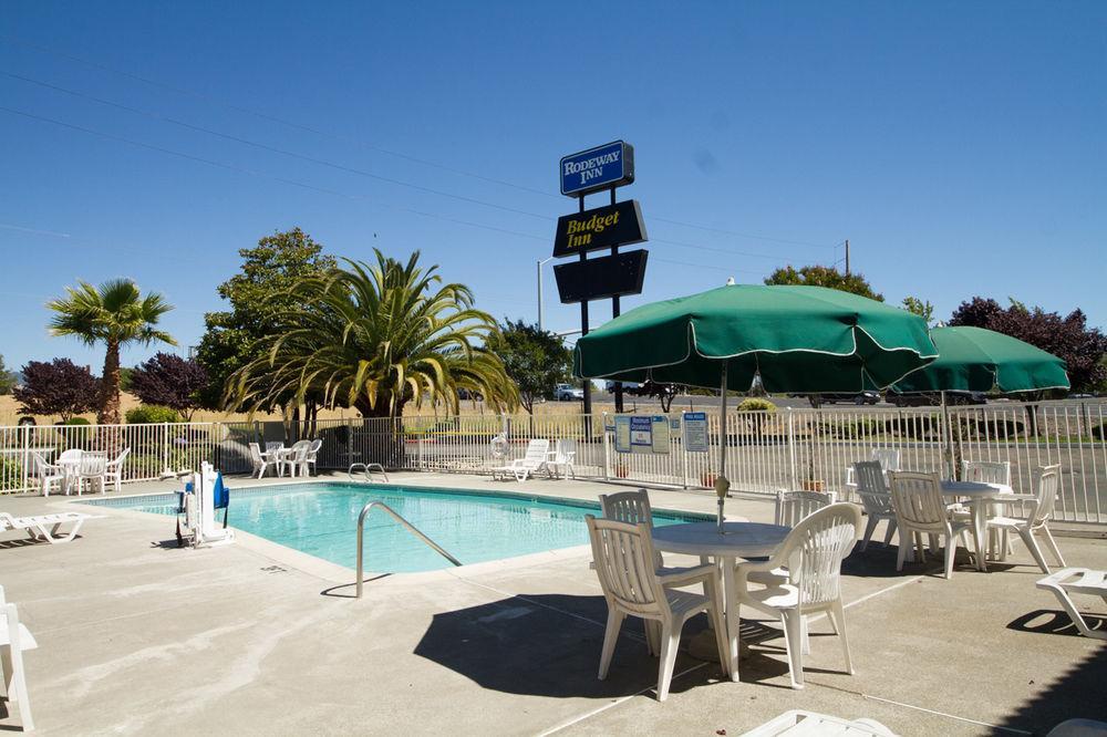 Rodeway Inn Wine Country Rohnert Park Buitenkant foto
